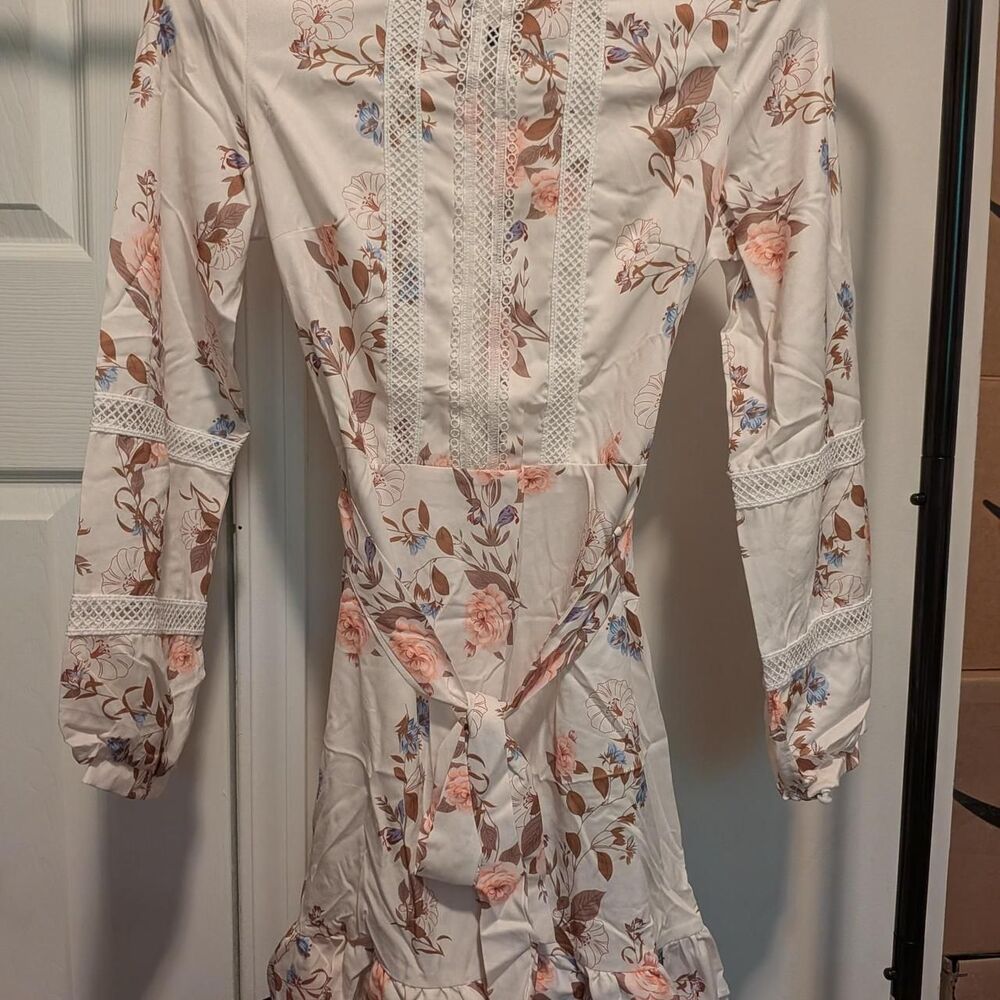 Eilly-bazar Women's White and Pink Dress